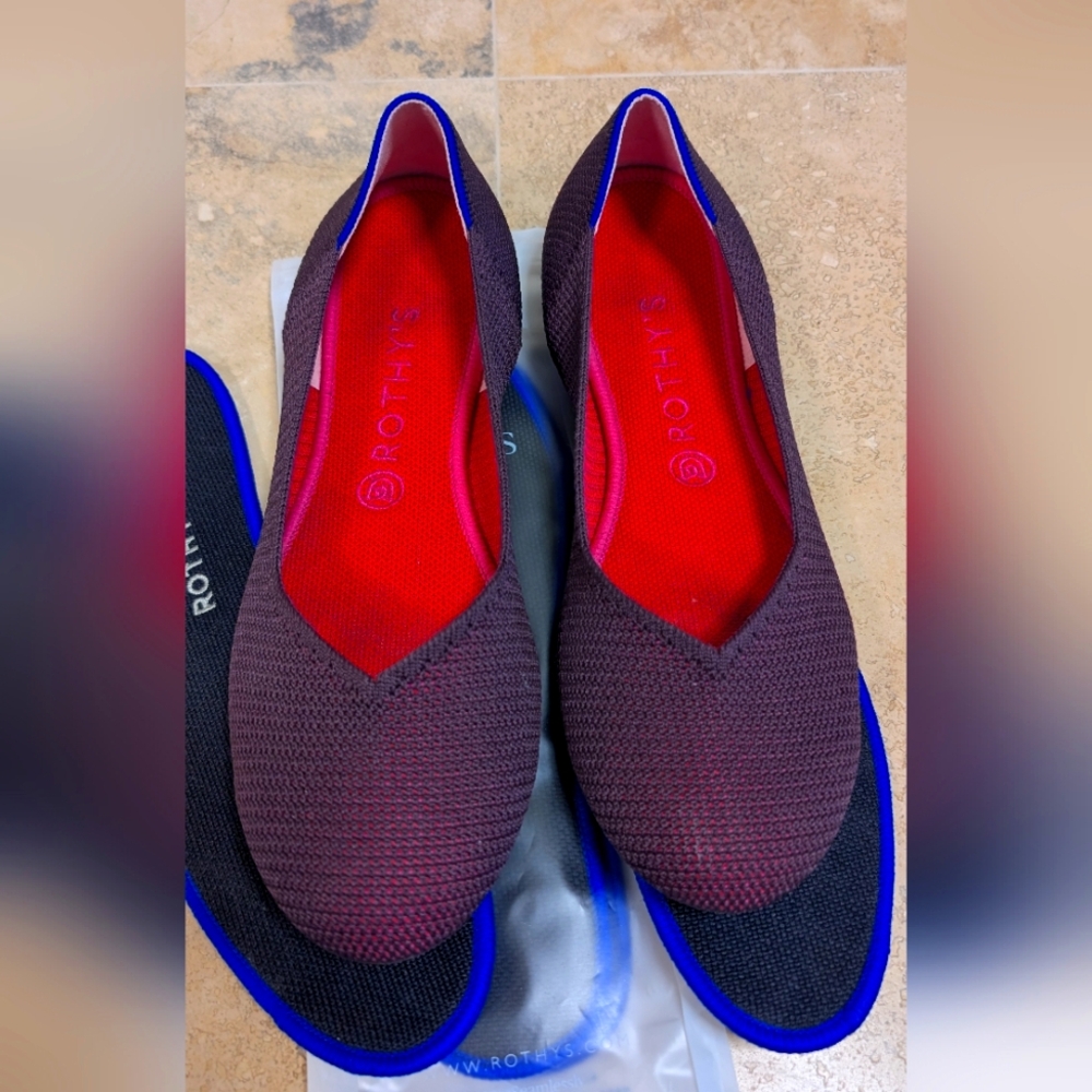 Rothys round toe burgundy 10.5 plus two extra insoles